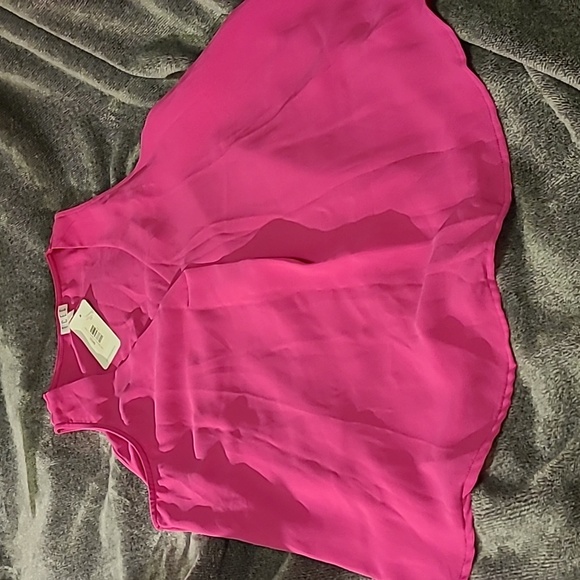 WAS  $59. TCEC Pink Sleeveless Blouse - Picture 3 of 8